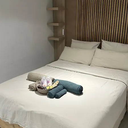 The Pearl Of Pinacho - Front & Swimming Pool Διαμέρισμα Εστεπόνα